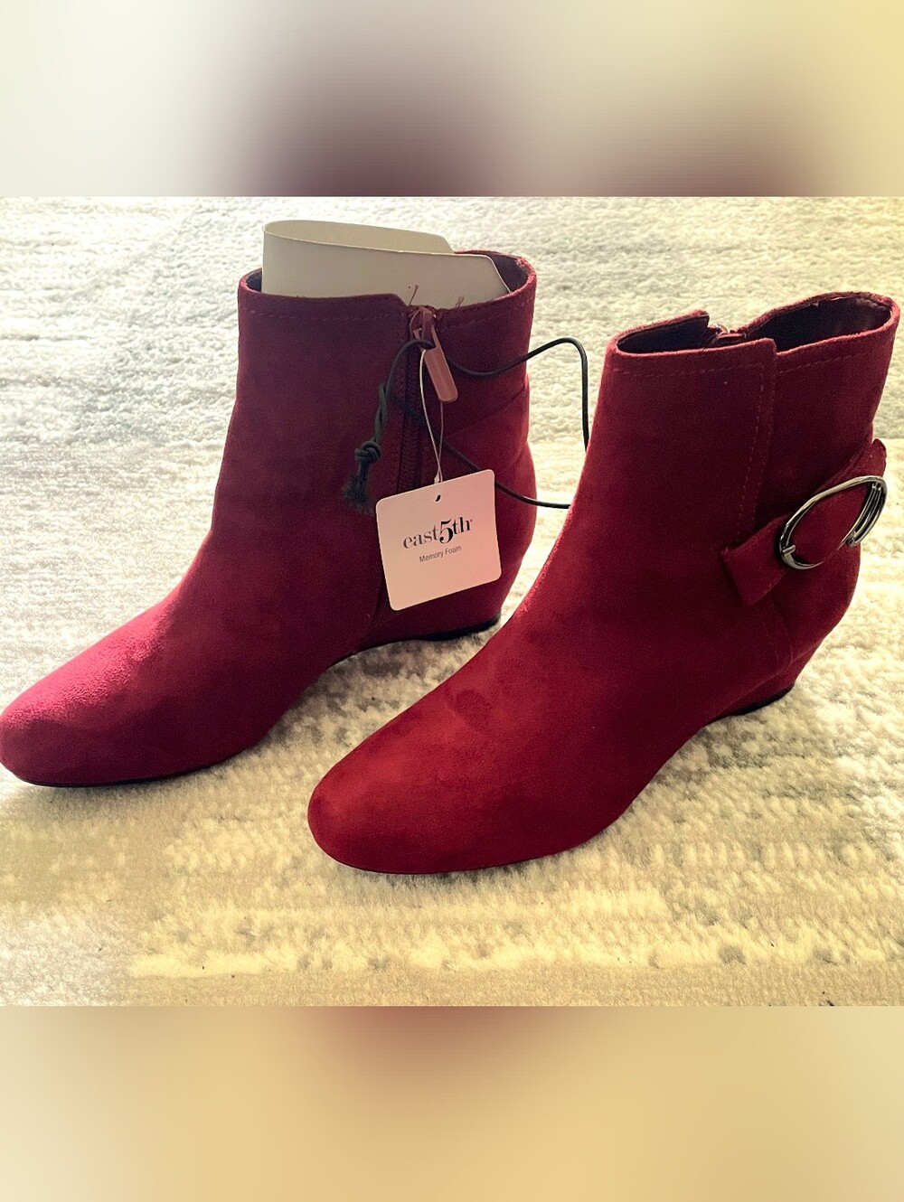 NwT Women's Wine Red Suede Ankle Bootie